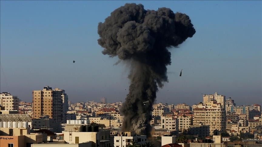 طيار إسرائيلي: نسف أبراج غزة كان طريقا للتنفيس عن إحباطنا